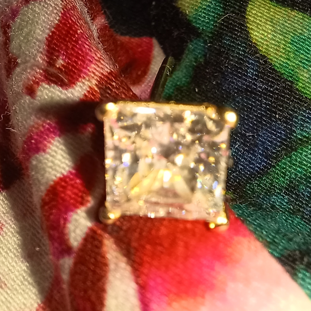 Single Stud Earring In 14k Yg.